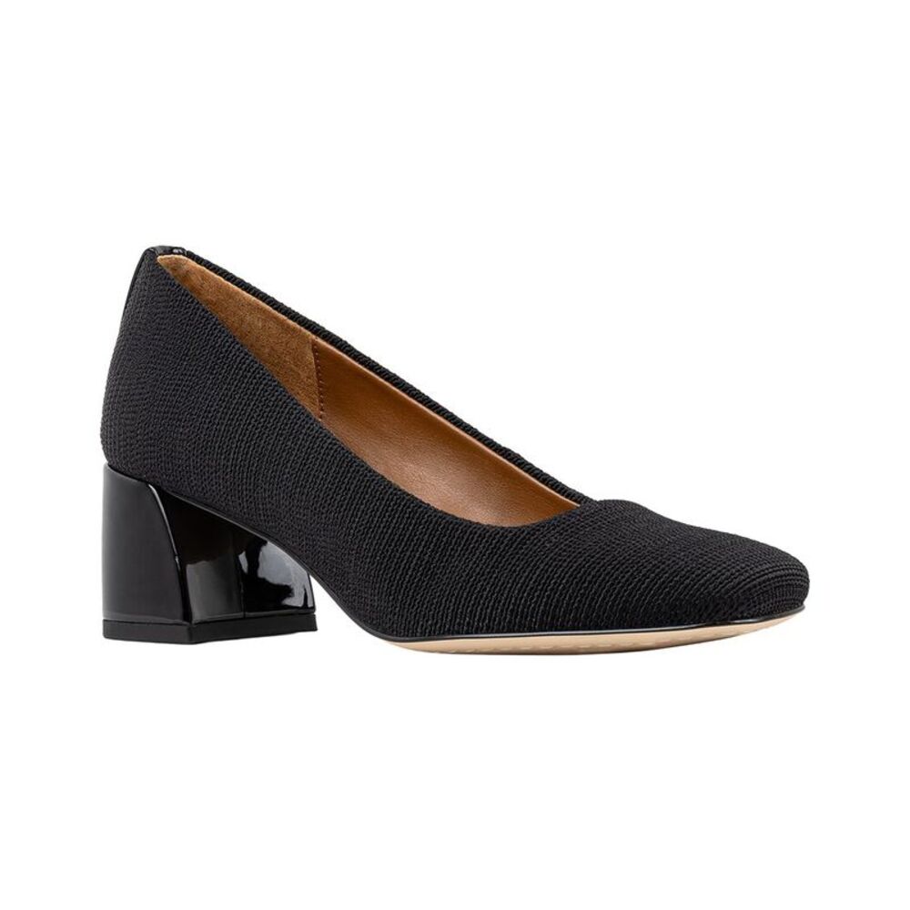 Donald Pliner Aquarius Pump, Black